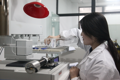 ���҈F(tu��n)�(du��)001